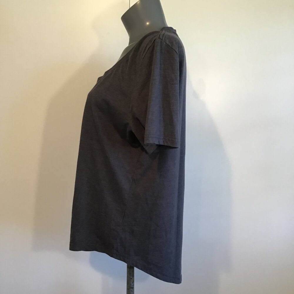 Tentree Treeblend V-Neck T-Shirt Size XL - Picture 6 of 10